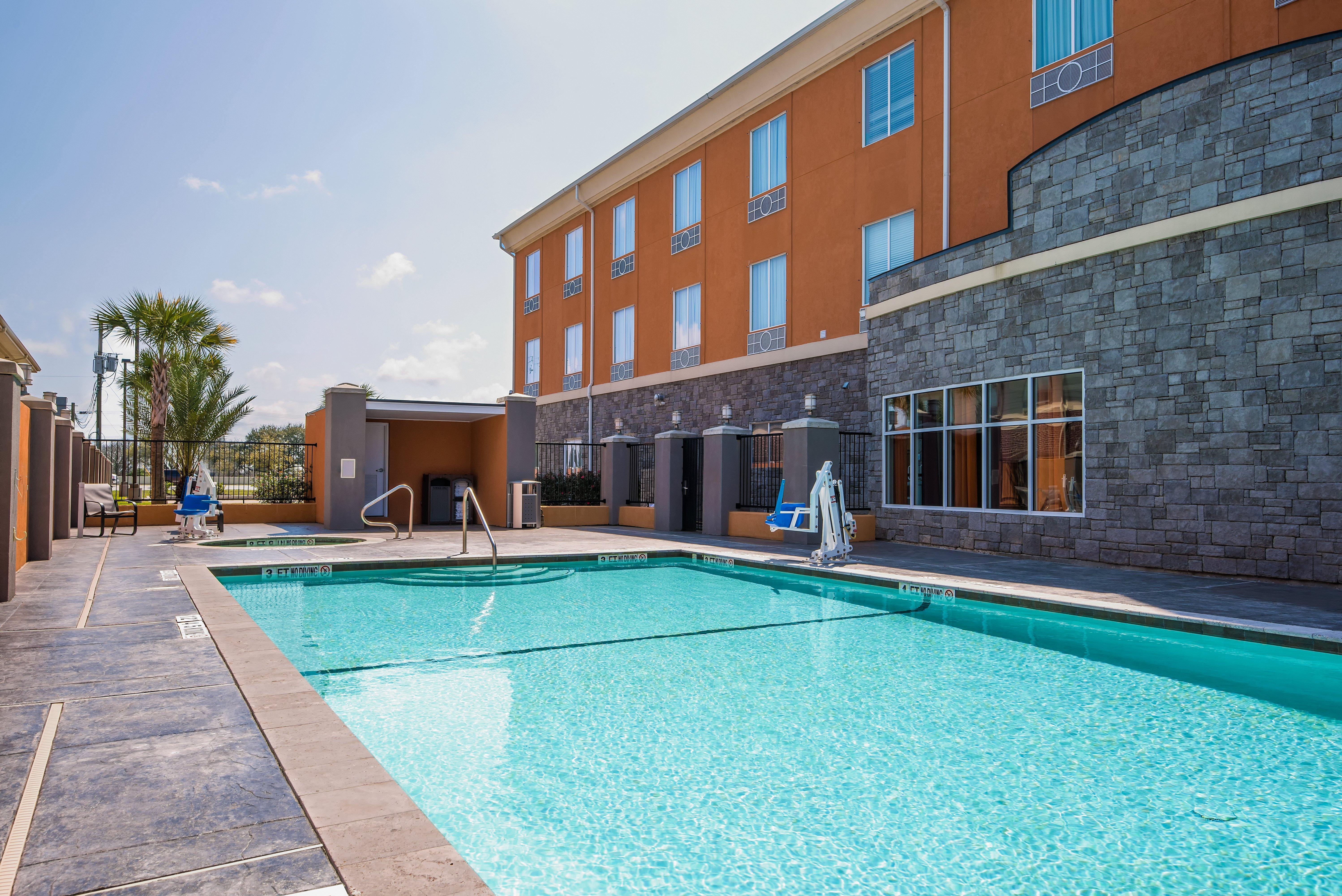 Holiday Inn Express Hotel & Suites Clute-Lake Jackson By Ihg Exteriér fotografie