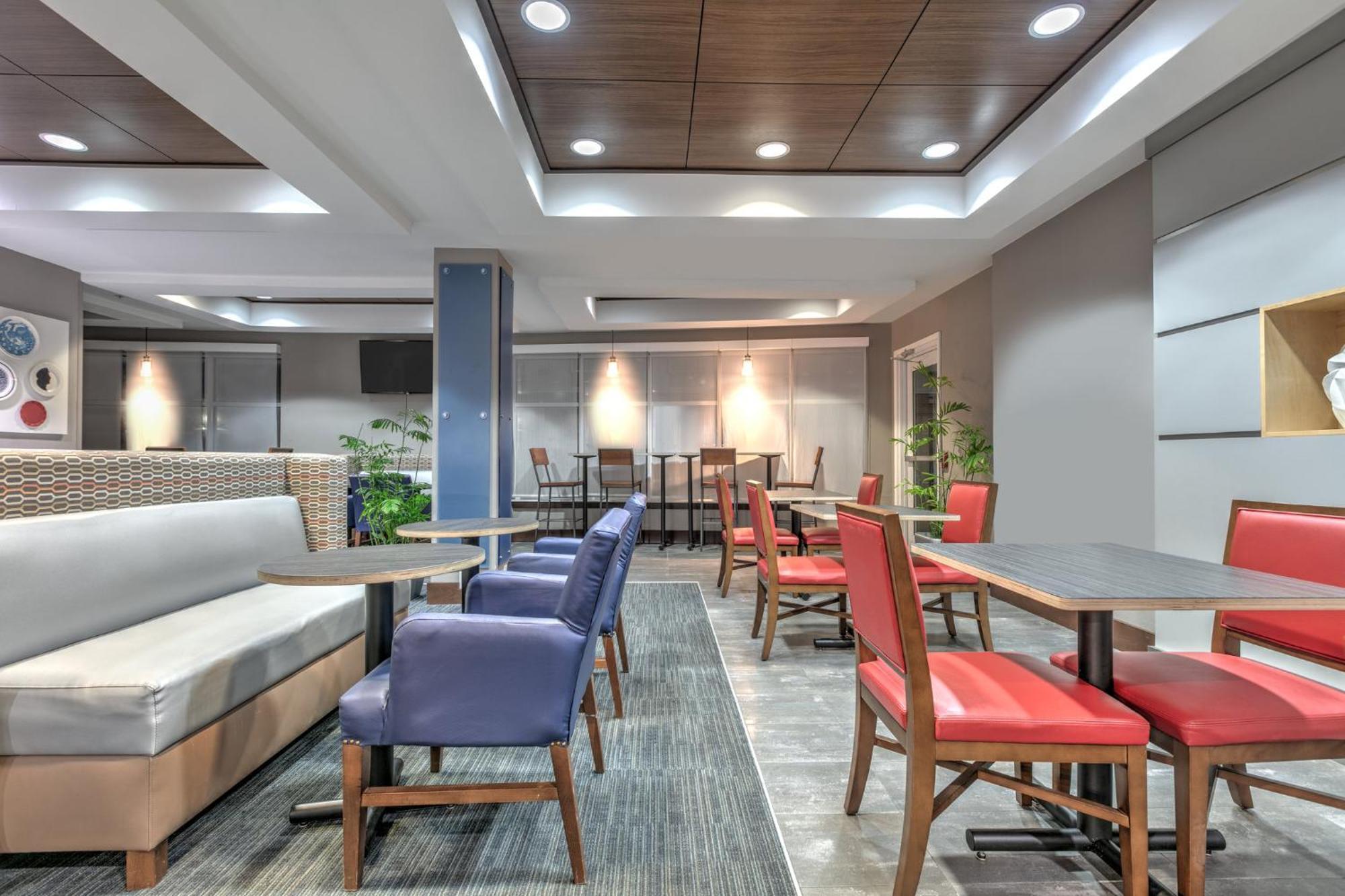 Holiday Inn Express Hotel & Suites Clute-Lake Jackson By Ihg Exteriér fotografie