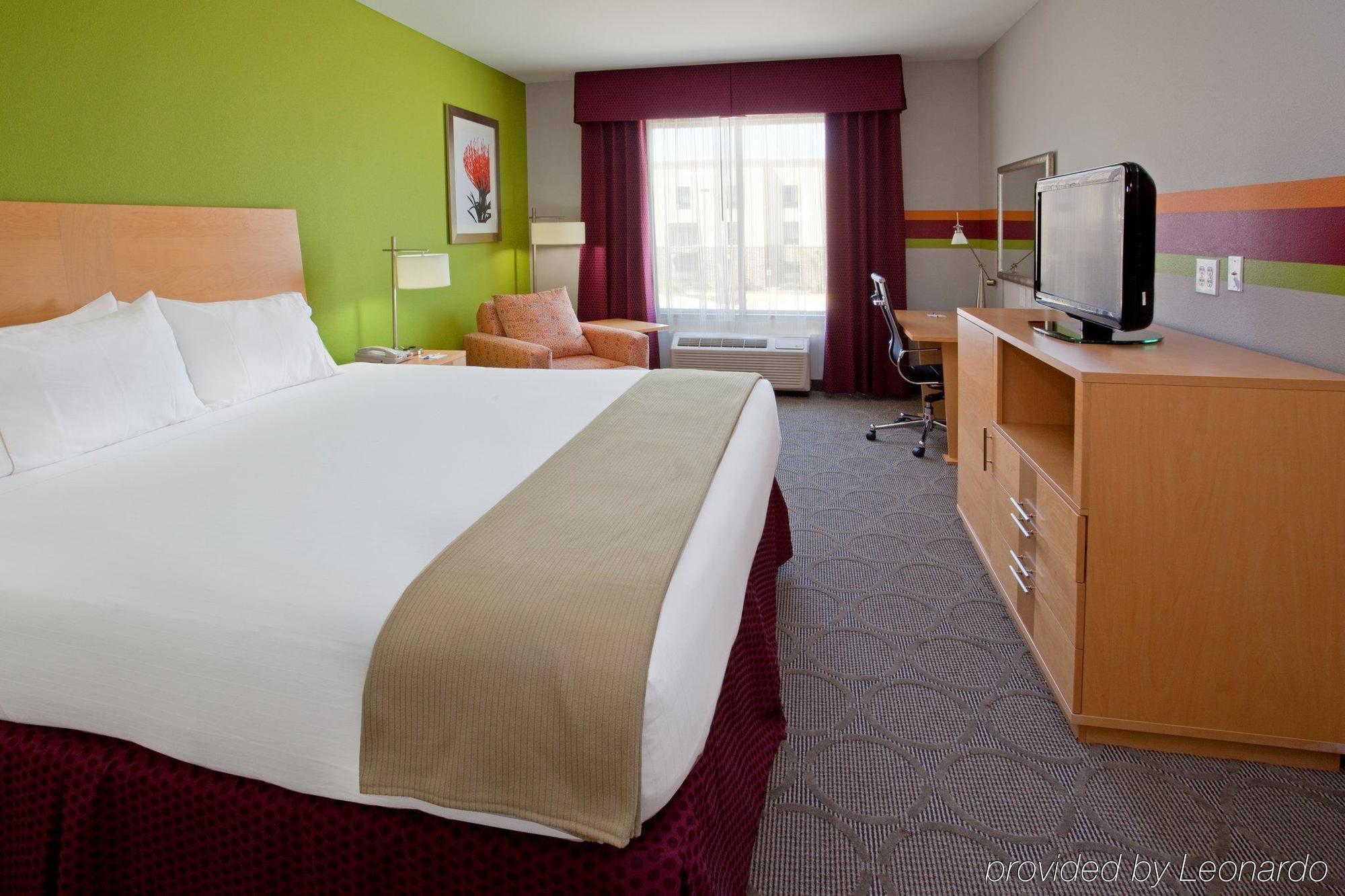 Holiday Inn Express Hotel & Suites Clute-Lake Jackson By Ihg Pokoj fotografie